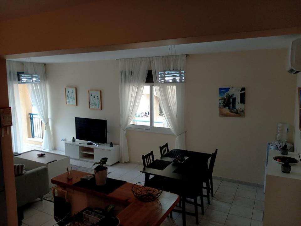 Modern Apartament 2 Rooms In Paphos מראה חיצוני תמונה